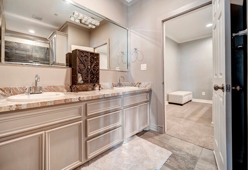 More Photos Of 5607 Sapp Rd, Conroe Lodge Meeting Hall For Sale