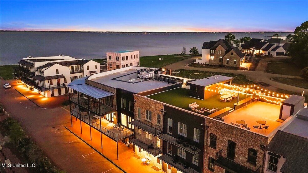 More Photos Of 253 N Natchez Dr, Madison Apartments For Sale