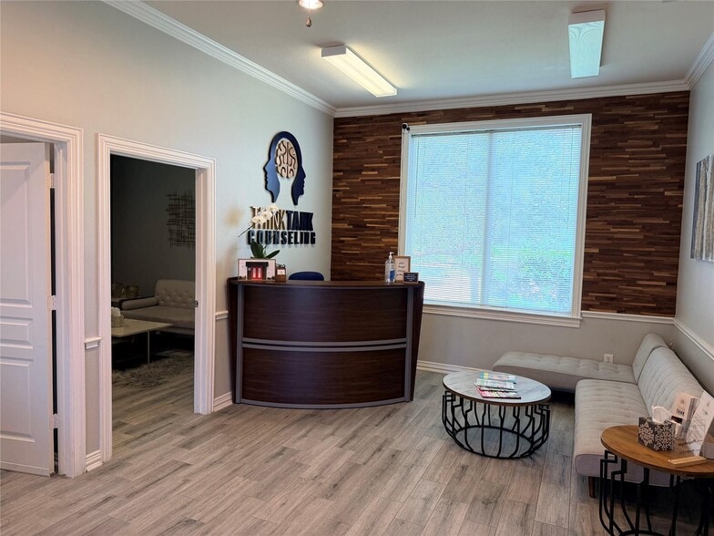 More Photos Of 5228 Village Creek Dr, Plano Office For Sale