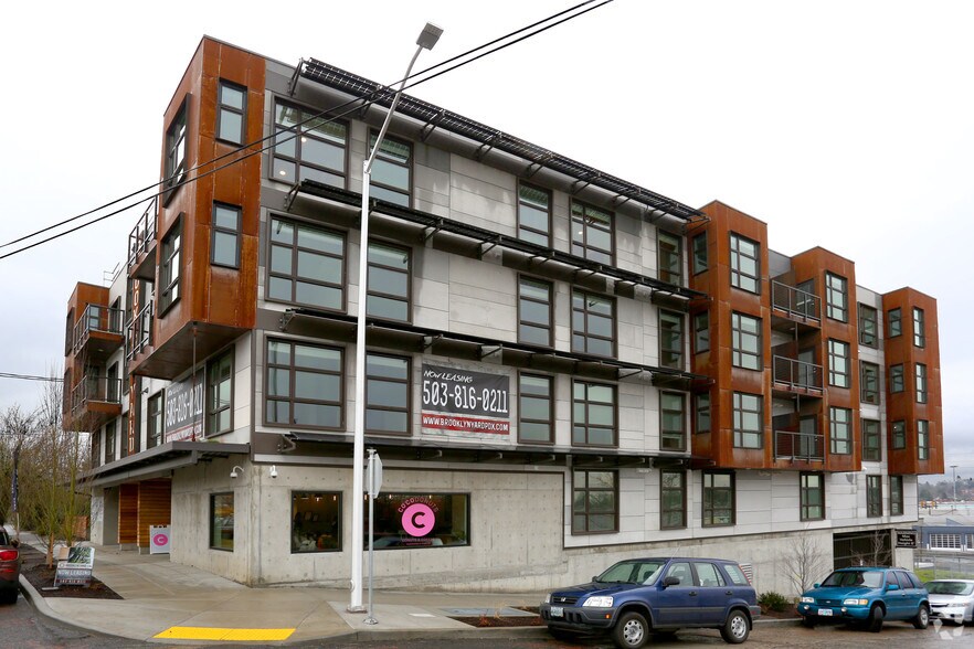 More Photos Of 4780 SE Milwaukie Ave, Portland Apartments For Sale
