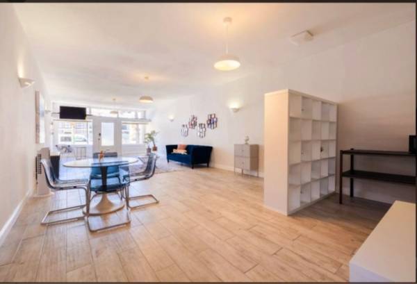 More Photos Of 4228-4236 Martin Luther King Jr Way, Oakland Storefront Retail Residential For Lease