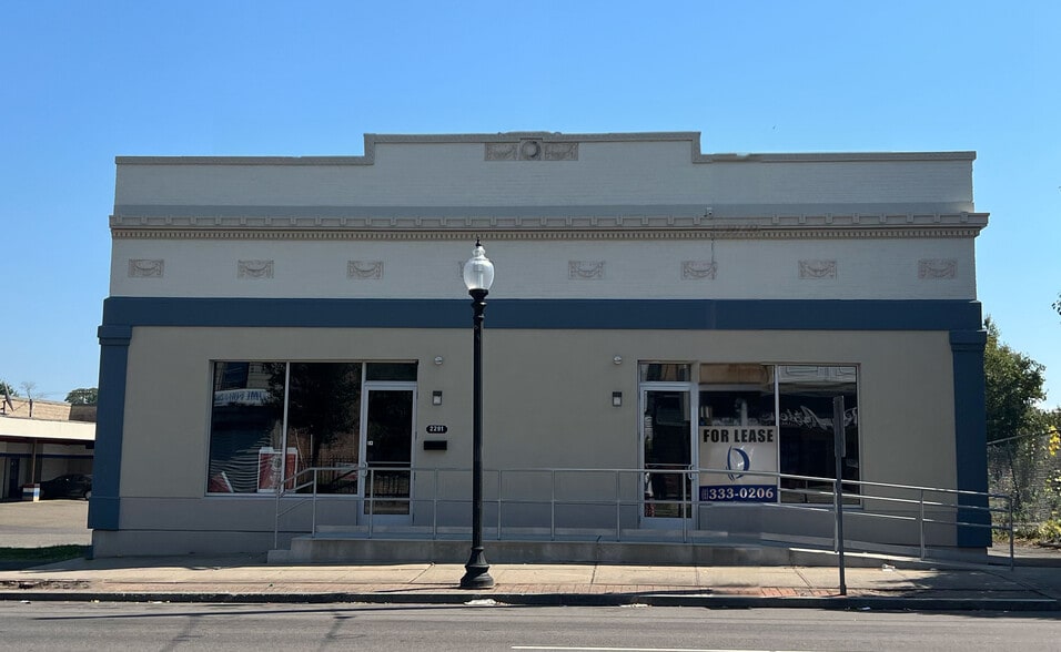 Primary Photo Of 2291 Fairfield Ave, Bridgeport Warehouse For Lease