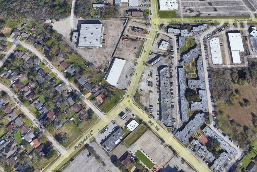 More Photos Of 10718 Kingspoint Rd, Houston Unknown For Lease