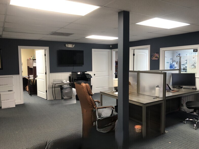 More Photos Of 271 US Highway 46, Fairfield Office Residential For Sale