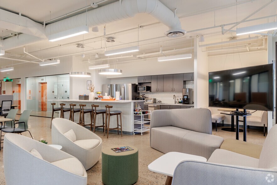 More Photos Of 1580 N Logan St, Denver Coworking Space