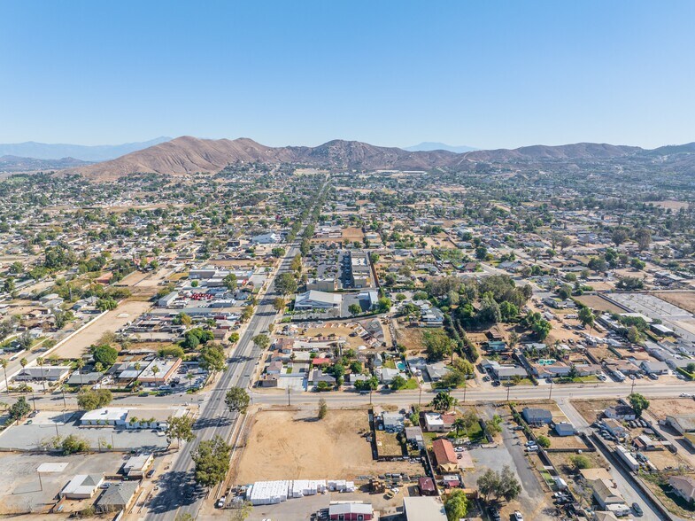 More Photos Of 1100 6th St, Norco Land For Sale