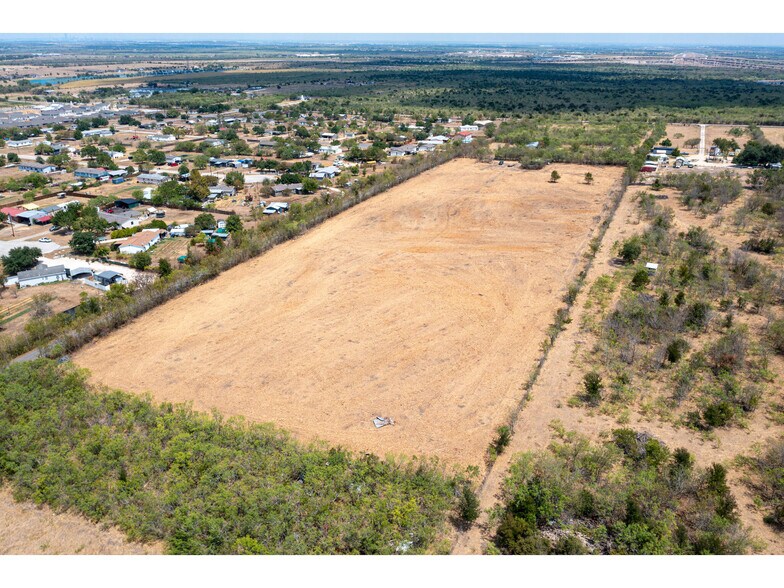 More Photos Of 12129 Glass Rd Tract 3 Rd, Buda Land For Sale