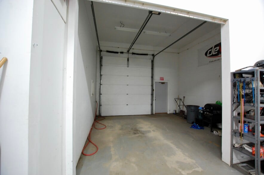 More Photos Of 35 Anderson Ave, Falconer Flex For Sale