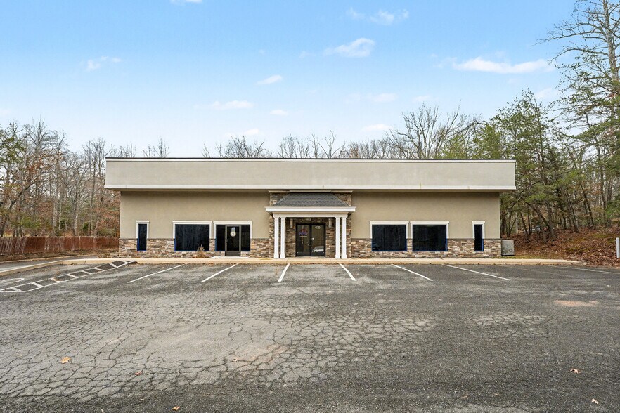 Primary Photo Of 670 Cambridge St, Fredericksburg Warehouse For Lease