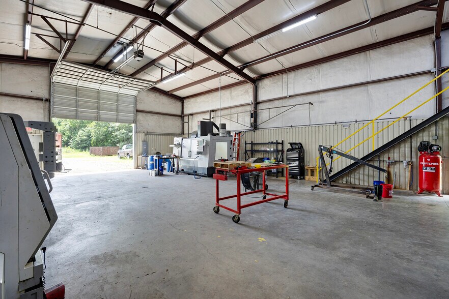 More Photos Of 8411 US Highway 64 W, Russellville Industrial For Sale