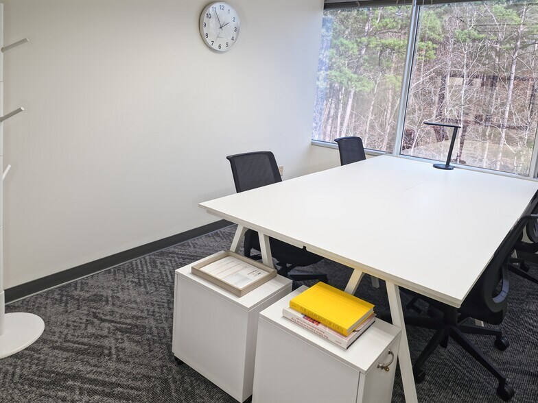 More Photos Of 140 Stoneridge Dr, Columbia Coworking Space