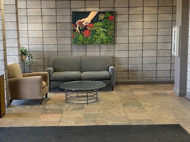 More Photos Of 950 Skokie Blvd, Northbrook Office For Lease