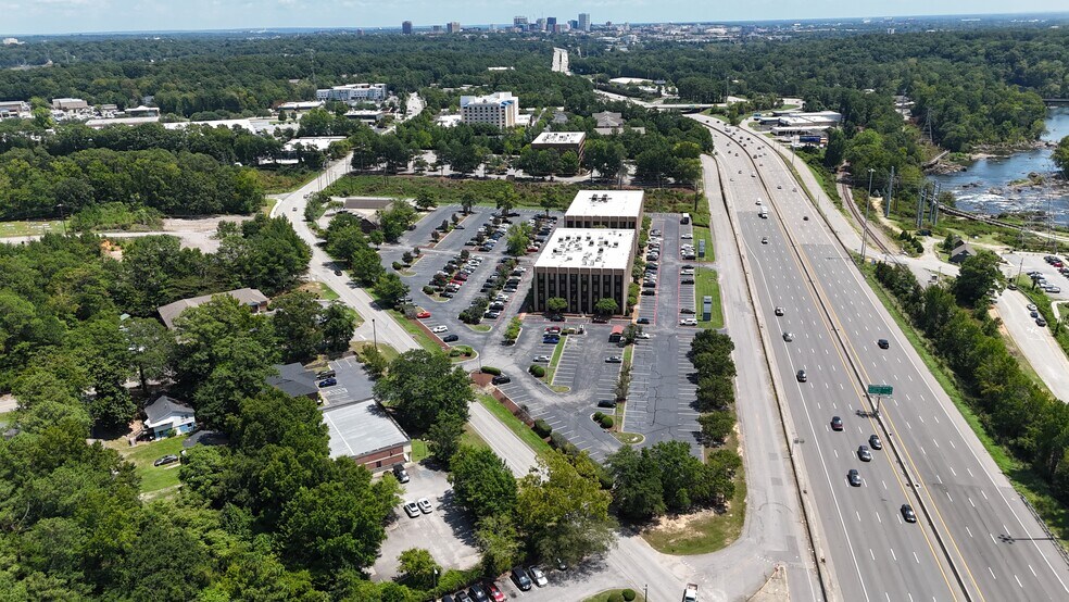 More Photos Of 305 Stoneridge Dr, Columbia Office For Sale