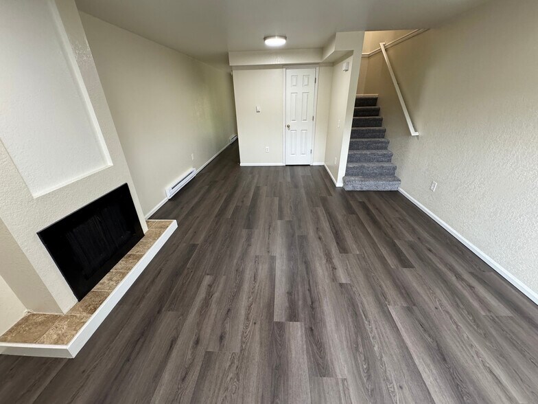 More Photos Of 820 32nd St, Bellingham Apartments For Sale