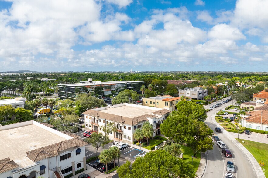 More Photos Of 7950 NW 155th St, Hialeah Office Residential For Sale