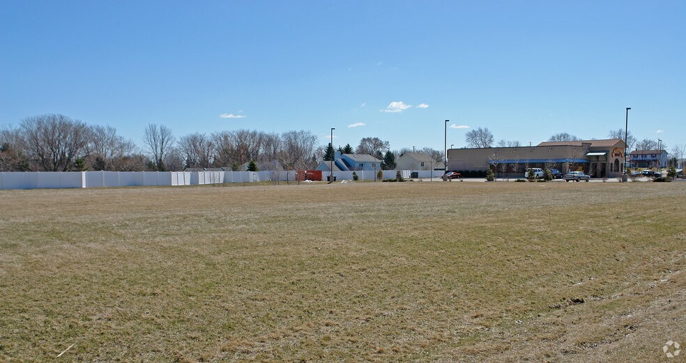 More Photos Of 8920-8930 S 27th St, Oak Creek Land For Sale