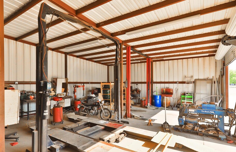 More Photos Of 2466 Buffalo Gap Rd, Abilene Auto Repair For Sale