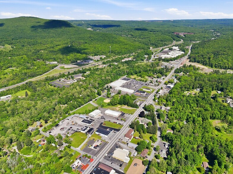 More Photos Of 2889 PA-611, Tannersville General Retail For Sale