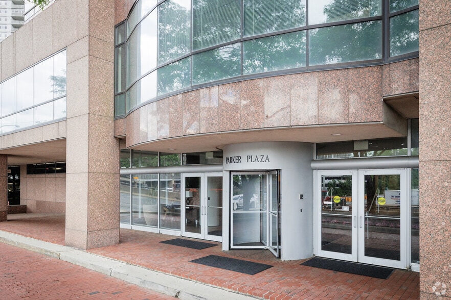 More Photos Of 400 Kelby St, Fort Lee Office For Lease