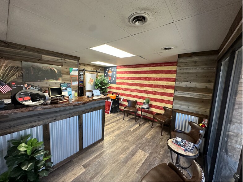 More Photos Of 735 Park St, Castle Rock Flex For Sale