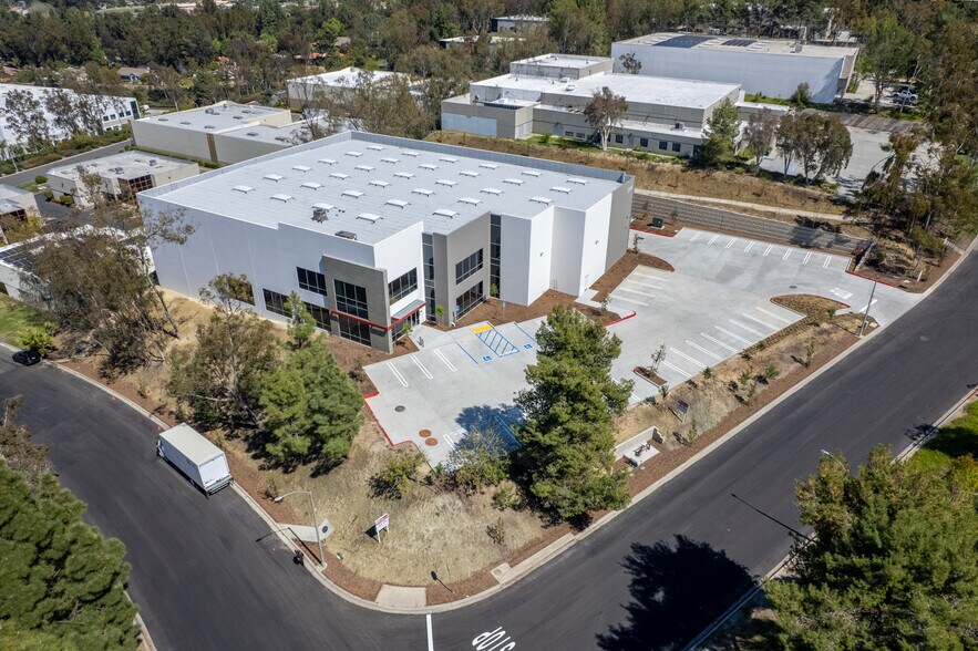 More Photos Of 2515 Birch St, Vista Warehouse For Lease