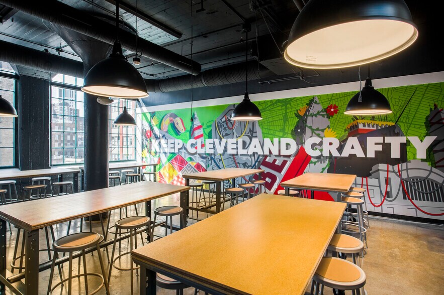 More Photos Of 323 W Lakeside Ave, Cleveland Office For Lease