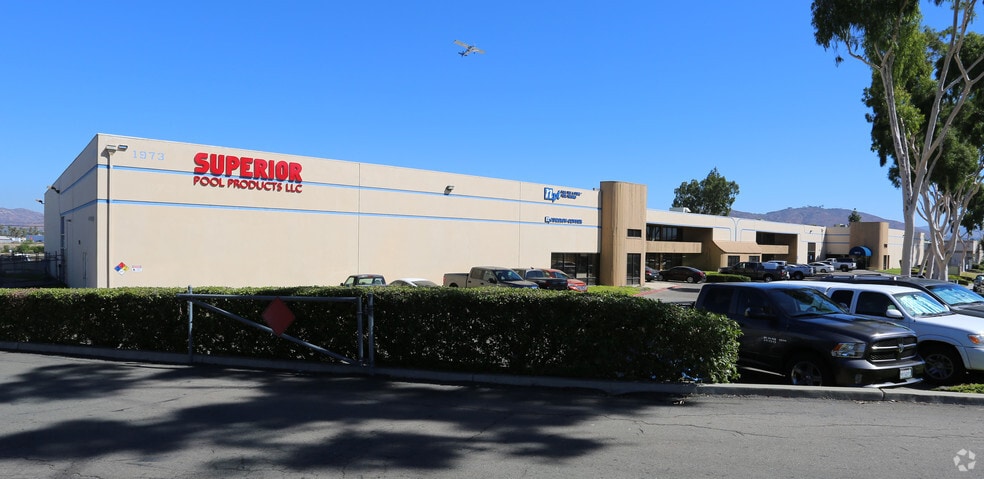 Primary Photo Of 1973 Friendship Dr, El Cajon Light Manufacturing For Lease