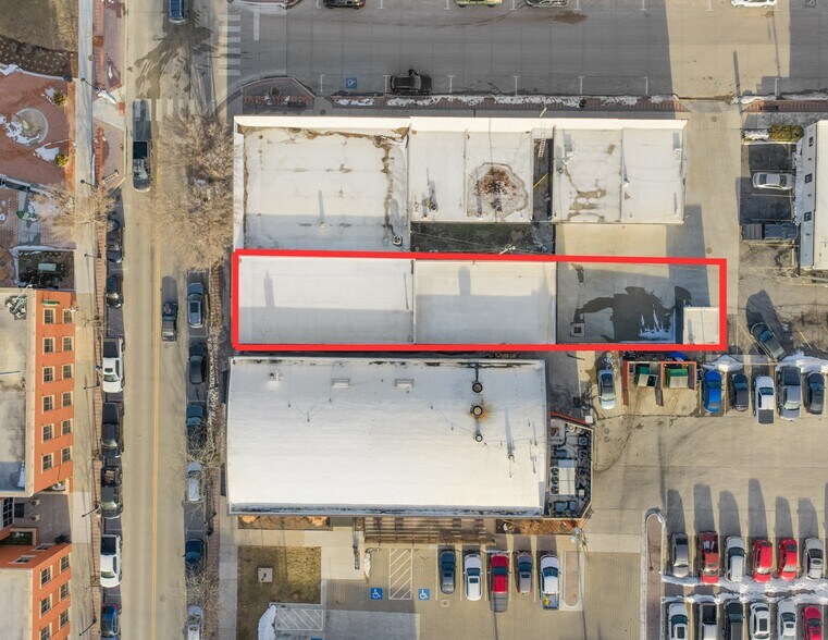 More Photos Of 127 SE 3rd St, Lees Summit Freestanding For Lease