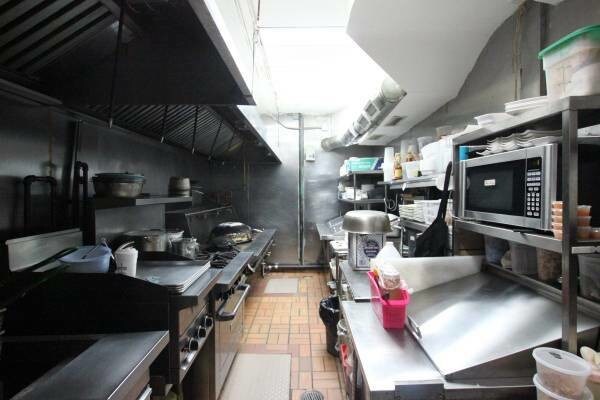 More Photos Of 212 Bedford Ave, Brooklyn Storefront Retail Residential For Lease
