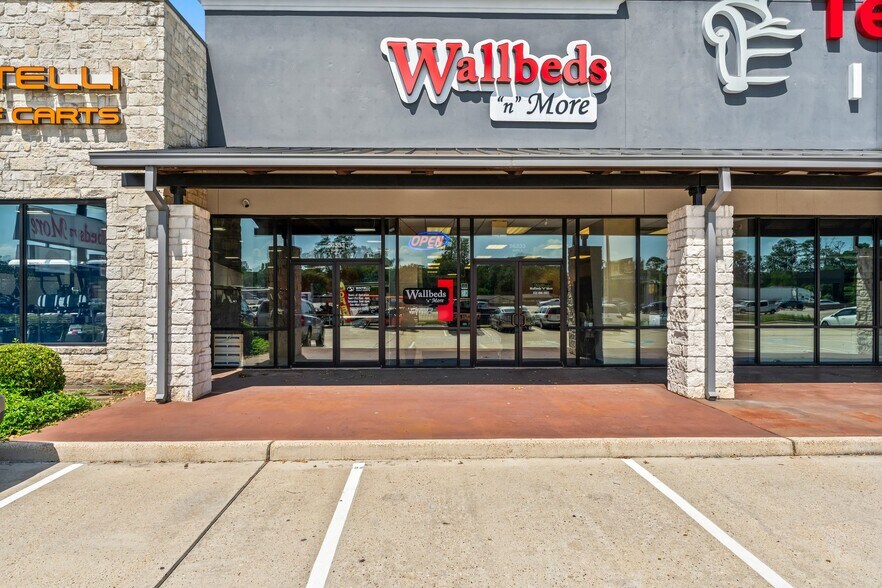 More Photos Of 26333 I-45, The Woodlands Storefront Retail Office For Sale