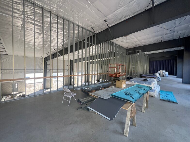 More Photos Of 296 State St, Clairton Light Distribution For Lease