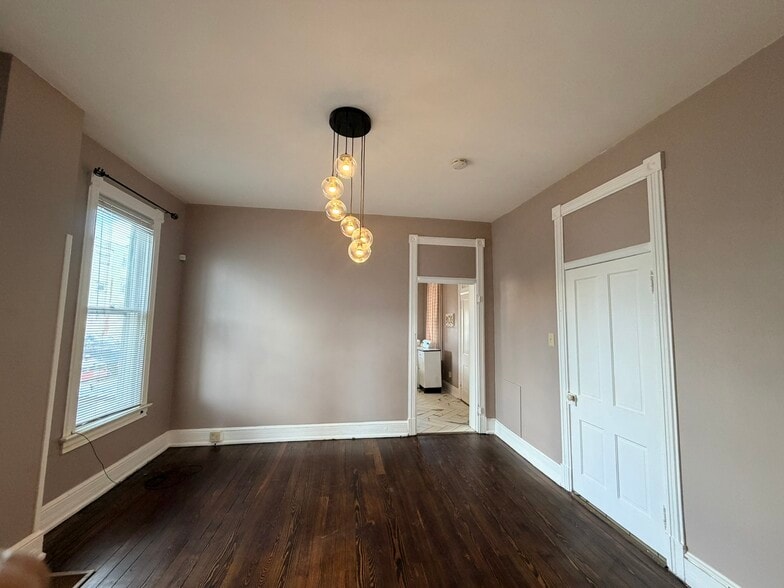 More Photos Of 228 E Washington St, Hagerstown Office Residential For Sale