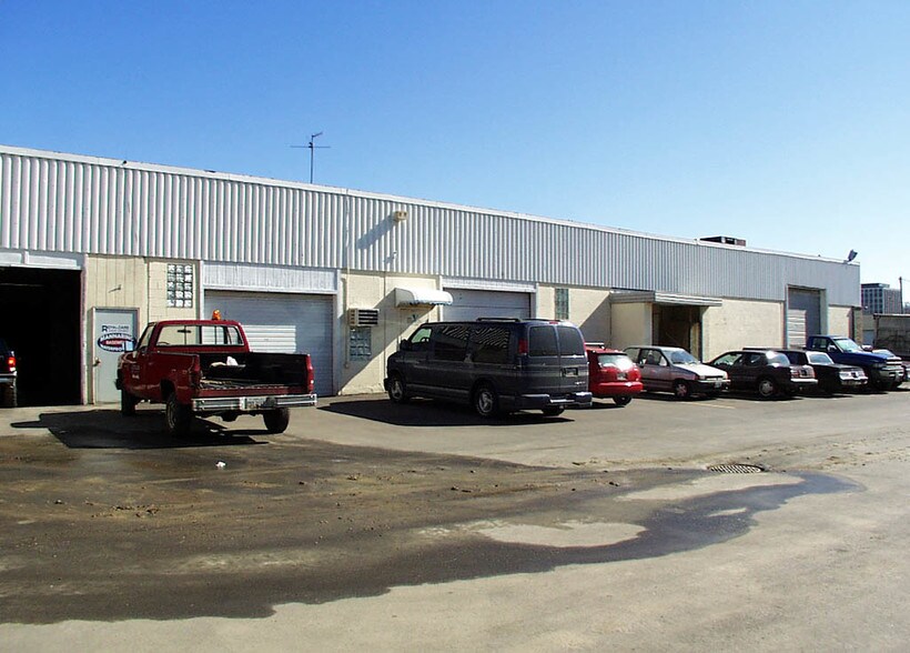 More Photos Of 27355-27401 Tungsten Rd, Euclid Warehouse For Sale