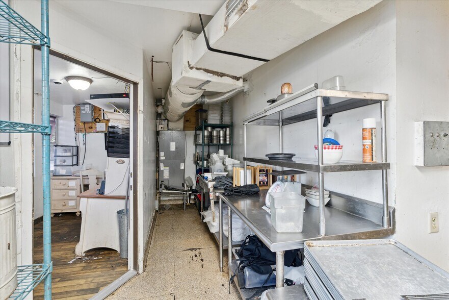 More Photos Of 115 NW 1st St, Trenton Restaurant For Sale