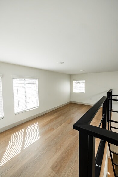 More Photos Of 5074 Madison Ave, San Diego Apartments For Sale