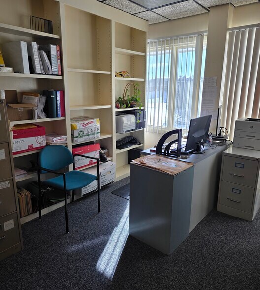 More Photos Of 60 Washington Ave, Hamden Medical For Sale