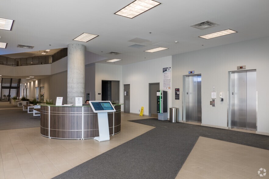 More Photos Of 1275 Finch Ave W, Toronto Medical For Lease