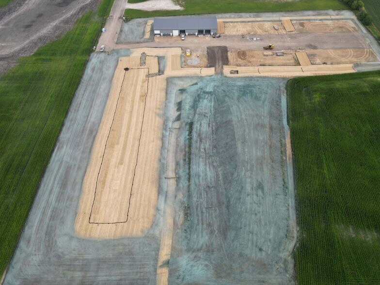 More Photos Of 700 Armstrong Dr, Fairmont Service For Sale