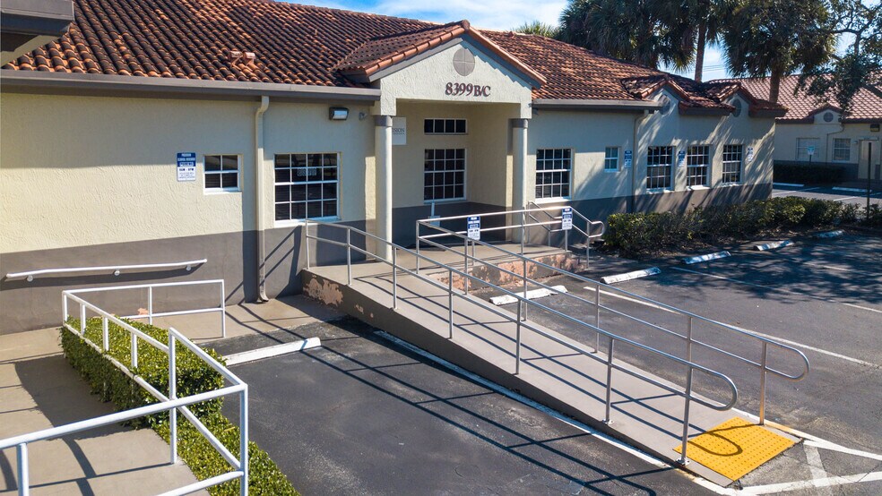 8397 w oakland park blvd