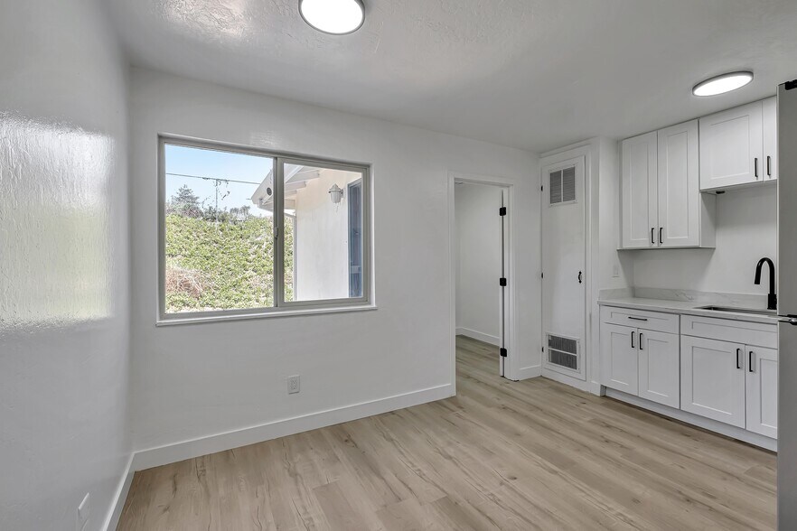 More Photos Of 344 Pennsylvania Dr, Watsonville Apartments For Sale