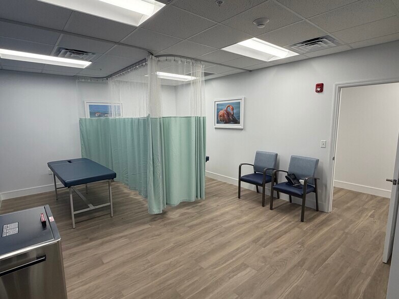 More Photos Of 720 Dunlawton Ave, Port Orange Self Storage For Lease