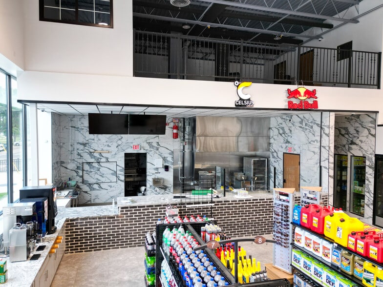 More Photos Of 4050 15 Mile Rd, Sterling Heights Service Station For Lease