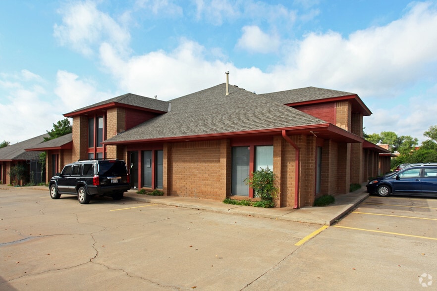 More Photos Of 433 W Wilshire Blvd, Oklahoma City Coworking Space