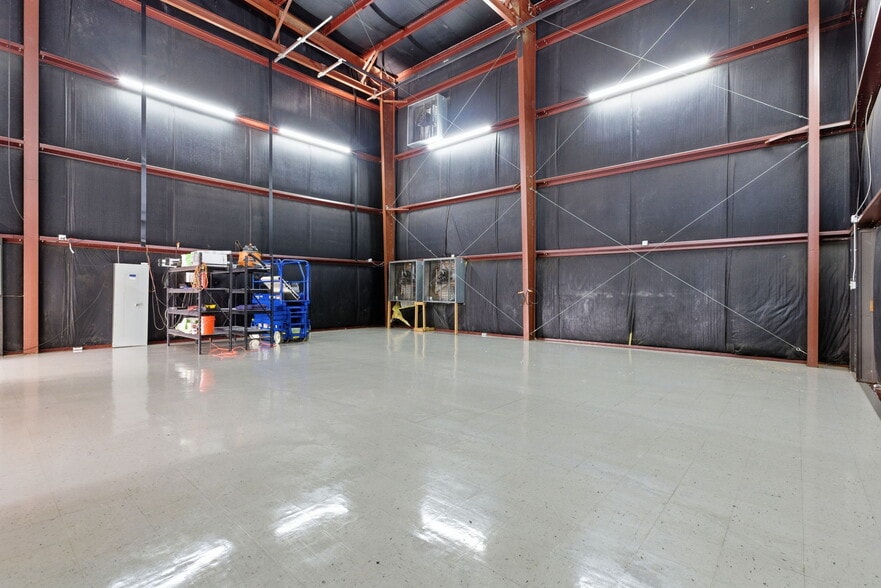 More Photos Of 183 Lower Ridge Rd, Conway Flex For Sale