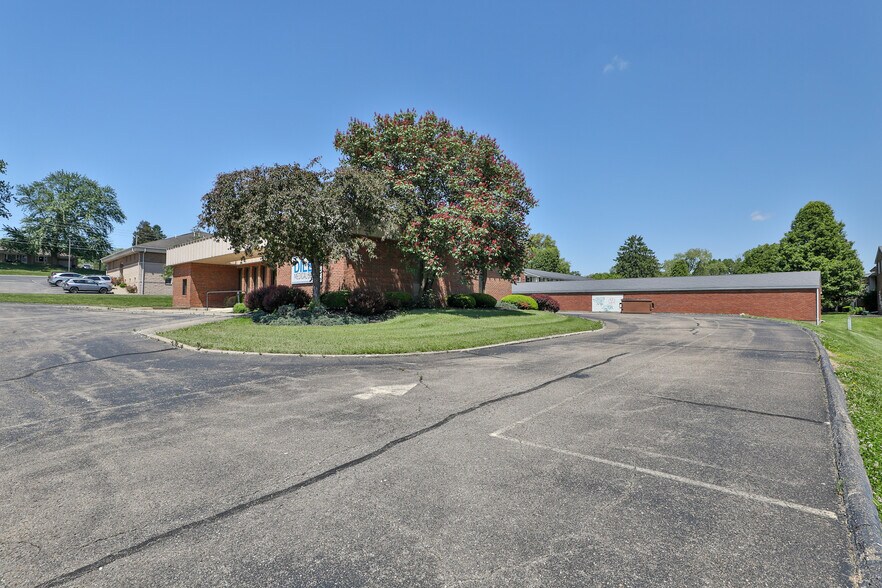 More Photos Of 1600 Sheridan Dr, Lancaster Medical For Sale