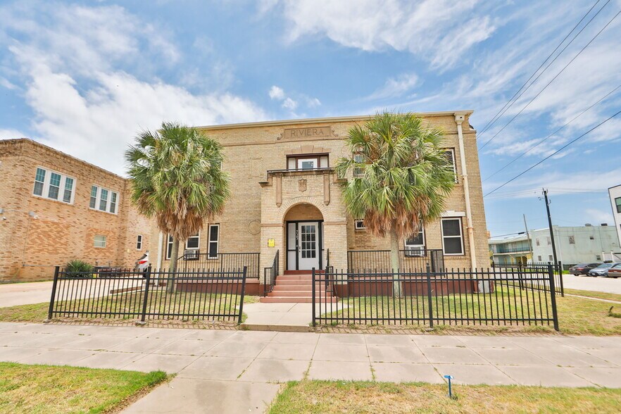 More Photos Of 717 Broadway St, Galveston Apartments For Sale