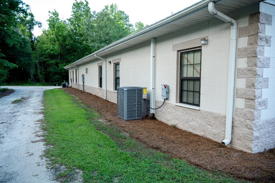 More Photos Of 626 Old River Rd, Sylvania Manufacturing For Sale