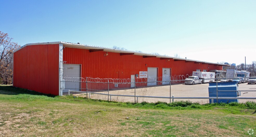 More Photos Of 2312 Decatur Ave, Fort Worth Industrial For Sale