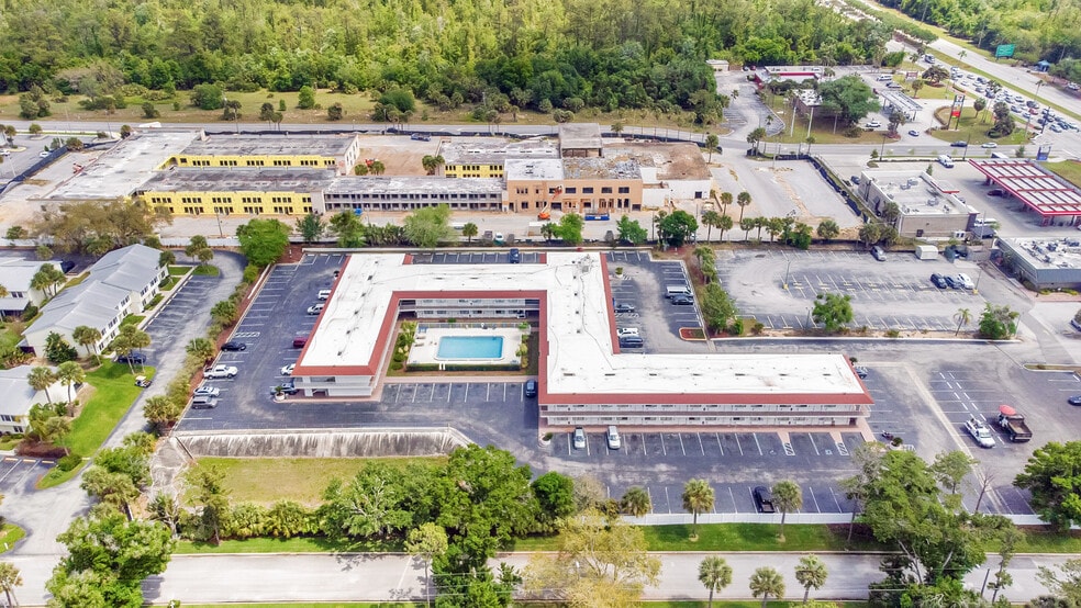 More Photos Of 7455 W Irlo Bronson Memorial Hwy, Kissimmee Hotel For Sale