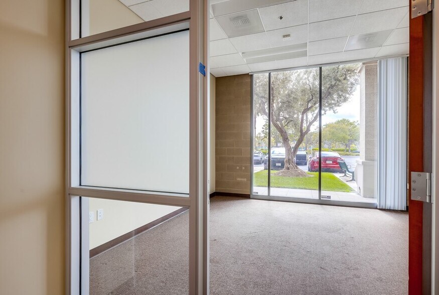 More Photos Of 16520 Bake Pky, Irvine Office For Lease